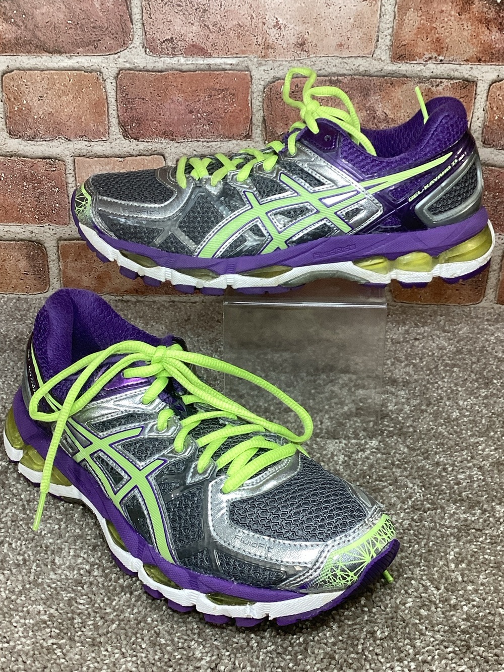 Asics Gel Kayano 21 women’s purple running shoes size 8